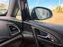 Opel Cascada 1.6 Turbo Cosmo Cabrio met leer en parkeersensoren en navigatie en bluetooth telefoon en airco