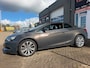 Opel Cascada 1.6 Turbo Cosmo Cabrio met leer en parkeersensoren en navigatie en bluetooth telefoon en airco