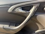Opel Cascada 1.6 Turbo Cosmo Cabrio met leer en parkeersensoren en navigatie en bluetooth telefoon en airco