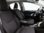 Toyota Yaris 1.5 Hybrid 115 Active | BTW voertuig | Apple CarPlay/Android Auto | Cruise Control Adaptive | achteruitrijcamera | Climate Control | Velgen |