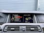 BMW 5-Serie F10 520i 184pk High Executive | M SPORT | Automaat | Pano | Comfortstoelen | Dealeronderhouden | Carbonschwarz |