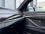 BMW 5-Serie F10 520i 184pk High Executive | M SPORT | Automaat | Pano | Comfortstoelen | Dealeronderhouden | Carbonschwarz |