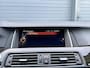 BMW 5-Serie F10 520i 184pk High Executive | M SPORT | Automaat | Pano | Comfortstoelen | Dealeronderhouden | Carbonschwarz |