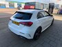 Mercedes-Benz A-klasse 180 Business Solution AMG