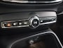 Volvo XC40 Single Motor Extended Range Ultimate 82 kWh SOH 97% | Panoramadak | H&K Audio | Elektr. Trekhaak | 20'' Lichtmetalen Velgen | 360 Camera |