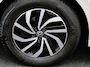 Volkswagen Polo 1.0 TSI Life | APPLE CARPLAY | ANDROID AUTO | KEYLESS | ACHTERUITRIJCAMERA | PARKEERSENSOREN | STOELVERWARMING | DIGITAL COCKPIT | ADAPTIVE CRUISE CONTROL | RIJSTROOKHULP | VERLICHTING AUTOMATISCH | BLUETOOTH | DAB RADIO | LICHTMETALEN VELGEN | BUITENSPIEGELS ELEKTRISCH INKLAPBAAR | 5-DEURS | AIRCO |