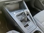 Volkswagen Golf 1.0 TSI Life Climatronic Parkeersensoren Navigatie