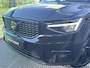 Volvo XC40 2.0 B4 Plus Black Edition Mild hybrid, Automaat, Panoramadak, Leder-nubuck bekleding, Driver assist, Adaptive cruise, BLIS, Parkeercamera, Stoelverwarming, Stuurverwarming, Park assist voor- en achter, 20 inch wielen