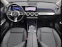 Mercedes-Benz EQB 250+ Luxury Line 71 kWh | Panoramadak | Trekhaak | Stoelverwarming