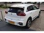 Kia Niro EV e-Niro DynamicPlusLine 64 kWh Nederlandse auto/Panoramadak/Afneembare trekhaak/Apple carplay/Achteruitrijcamera/Stoelverwarming/Stuurverwaming/Navigatie/Keyless