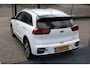 Kia Niro EV e-Niro DynamicPlusLine 64 kWh Nederlandse auto/Panoramadak/Afneembare trekhaak/Apple carplay/Achteruitrijcamera/Stoelverwarming/Stuurverwaming/Navigatie/Keyless