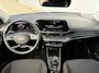 Hyundai i20 1.0 T-GDI 100pk Premium | Carplay | Climate control | Cruise control | Stoel/stuurverwarming | Camera | Parkeersensoren | DAB | Premium Audio | Lichtmetalen velgen | Navigatie