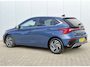 Hyundai i20 1.0 T-GDI 100pk Premium | Carplay | Climate control | Cruise control | Stoel/stuurverwarming | Camera | Parkeersensoren | DAB | Premium Audio | Lichtmetalen velgen | Navigatie