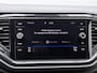 Volkswagen T-Roc 1.5 TSI Sport LED - Stoelverwarming - Trekhaak - PDC - Climatronic - Apple Carplay/Android Auto