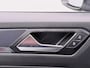 Volkswagen T-Roc 1.5 TSI Sport LED - Stoelverwarming - Trekhaak - PDC - Climatronic - Apple Carplay/Android Auto