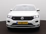 Volkswagen T-Roc 1.5 TSI Sport LED - Stoelverwarming - Trekhaak - PDC - Climatronic - Apple Carplay/Android Auto