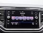 Volkswagen T-Roc 1.5 TSI Sport LED - Stoelverwarming - Trekhaak - PDC - Climatronic - Apple Carplay/Android Auto