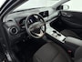 Hyundai Kona Fashion 64kWh | 1ste eigenaar | ACCU 100% | Dodehoekdetectie | Camera | AppleCarPlay/Android | AUTOMAAT