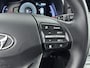Hyundai Kona Fashion 64kWh | 1ste eigenaar | ACCU 100% | Dodehoekdetectie | Camera | AppleCarPlay/Android | AUTOMAAT