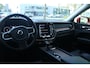 Volvo XC60 T5 Inscription | Luchtvering | Trekhaak, inklapbaar | Stoelverwarming | Adaptieve cruise control | BLIS | Elektrisch verstelbare voorstoelen met geheugenfunctie | 19 inch. lichtmetalen velgen | Keyless entry