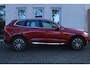 Volvo XC60 T5 Inscription | Luchtvering | Trekhaak, inklapbaar | Stoelverwarming | Adaptieve cruise control | BLIS | Elektrisch verstelbare voorstoelen met geheugenfunctie | 19 inch. lichtmetalen velgen | Keyless entry