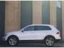 Volkswagen Tiguan 2.0 TSI 4Motion Highline DSG | Pano | ErgoActive | HUD | Haak 2.500kg | Org. NL |