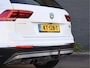Volkswagen Tiguan 2.0 TSI 4Motion Highline DSG | Pano | ErgoActive | HUD | Haak 2.500kg | Org. NL |