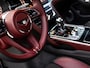 Bentley Flying Spur 2.9 V6 Hybrid S | TOURING PAKKET | BANG & OLUFSEN | ADAPTIEVE CRUISE CONTROL | BLACK PACK | STOELVENTILATIE | STOELMASSAGE | PANORAMA/SCHUIF-KANTELDAK | LUCHTVERING | SPORTUITLAAT | 360 CAMERA | BTW AUTO | 1E EIGENAAR | 22 INCH |