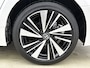 Toyota Corolla Touring Sports Hybrid 140 Dynamic | BTW voertuig | Dealer Onderhouden | Stoelverwarming | Parkeersensoren voor+achter | Navigatie | Apple CarPlay/Android Auto