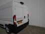 Peugeot Boxer 2.2 BlueHDi 120pk L2H2 3.0t | 2-Zits | Achteruitrijcamera | Cruise Control | Airco | | USB aansluiting | Betimmering | Sidebars