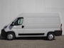 Peugeot Boxer 2.2 BlueHDi 120pk L2H2 3.0t | 2-Zits | Achteruitrijcamera | Cruise Control | Airco | | USB aansluiting | Betimmering | Sidebars