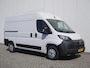 Peugeot Boxer 2.2 BlueHDi 120pk L2H2 3.0t | 2-Zits | Achteruitrijcamera | Cruise Control | Airco | | USB aansluiting | Betimmering | Sidebars