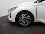 Hyundai i20 1.0 T-GDI 100pk Comfort | Airco | Camera | Carplay | Cruise control | Dodehoek detectie | Navigatie | Parkeersensoren | Digitaal cockpit | Lichtmetalen velgen