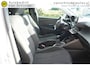Peugeot 208 1.2 PURETECH STYLE LUXE DECEMBER 2023 FULL LED KOPLAMPEN ANDROID-APPLECARPLAY(NAVI) 16INCH LMV PRIVACYGLAS AIRCO CRUISECONTROL PARKEERSENSOREN BLUETOOTH ENZ...