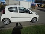 Peugeot 107 1.0 Active/5 deurs /airco/76800KM NAP