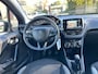 Peugeot 208 1.2 PureTech Active 5DR*Navigatie*Cruise*Dealer onderhouden*Airco*NAP*Parkeersensoren*