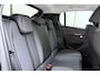 Peugeot 208 1.2 PureTech 100pk Allure Pack | Trekhaak | Achteruitrijcamera | Verwarmde Voorstoelen | Cruise Control | Apple Carplay/Android Auto | Lichtmetalen velgen 16 Inch