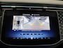 Mercedes-Benz E-klasse Estate 300 e AMG Line | Premium | Panoramadak | Trekhaak | Night pakket | 20 inch | Digital light | 360 camera | Memory |