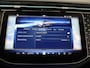 Mercedes-Benz E-klasse Estate 300 e AMG Line | Premium | Panoramadak | Trekhaak | Night pakket | 20 inch | Digital light | 360 camera | Memory |