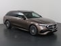 Mercedes-Benz E-klasse Estate 300 e AMG Line | Premium | Panoramadak | Trekhaak | Night pakket | 20 inch | Digital light | 360 camera | Memory |