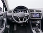 Volkswagen Tiguan 1.4 TSI eHybrid Life LED - Navigatie - PDC - Stoelverwarming - Digital Cockpit Pro - Climatronic