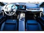 BMW X1 SDrive18i | Massage | Trekhaak | 360 camera | Harman/Kardon | Panorama | HuD | Stoelverwarming | Adaptieve Cruise Control