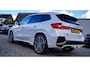 BMW X1 SDrive18i | Massage | Trekhaak | 360 camera | Harman/Kardon | Panorama | HuD | Stoelverwarming | Adaptieve Cruise Control