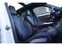 BMW X1 SDrive18i | Massage | Trekhaak | 360 camera | Harman/Kardon | Panorama | HuD | Stoelverwarming | Adaptieve Cruise Control