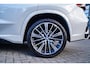 BMW X1 SDrive18i | Massage | Trekhaak | 360 camera | Harman/Kardon | Panorama | HuD | Stoelverwarming | Adaptieve Cruise Control