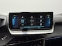 Peugeot e-2008 EV GT Pack 50 kWh 3-Fase SOH 92,5% | Panoramadak | Adaptive Cruise | Camera | 3D i-Cockpit | Full-Led | Sfeerverlichting