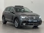 Volkswagen Tiguan 2.0 TSI 4Motion Highline | Panoramadak | Trekhaak | Head-up-display | Elektrische achterklep | Achteruitrijcamera | Apple Carplay & Android Auto