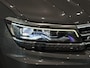Volkswagen Tiguan 2.0 TSI 4Motion Highline | Panoramadak | Trekhaak | Head-up-display | Elektrische achterklep | Achteruitrijcamera | Apple Carplay & Android Auto
