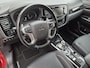 Mitsubishi Outlander 2.0 PHEV Instyle+ Automaat / Dealer onderhouden / Trekhaak afneembaar / Glazen schuif- en kanteldak / Trekgewicht 1500 kg / Stuur- & Stoelverwarming / Rondomzicht camera / Keyless Entry/Start / Adaptief cruise control /