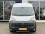 Peugeot Boxer GB 2.2 140PK BlueHDi L2H2 35 Zwaar | Navigatie | Apple Carplay & Android Auto | Verzwaarde vering | DAB+ | Climate control | Cruise control | Trekhaak